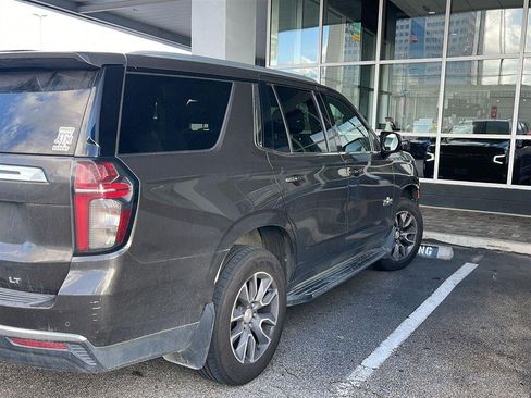 Used 2021 Chevrolet Tahoe LT w/ LT Signature Package RWD image 3