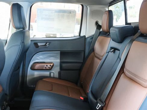 New 2024 Ford Maverick Lariat w/ 4K Tow Package image 18