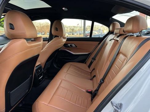 Used 2021 BMW 330i xDrive Sedan w/ Convenience Package image 7