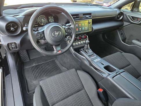 Used 2023 Toyota GR86 image 13