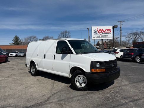 Used 2016 Chevrolet Express 2500 2500 3dr Cargo Van image 1