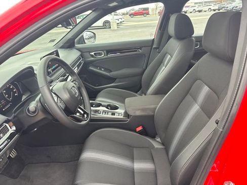 Certified 2025 Honda Civic Sport image 9