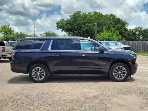 Certified 2023 Chevrolet Suburban LT w/ Luxury Package RWD image 39