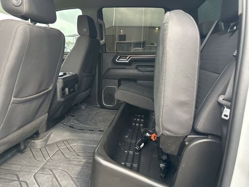 Used 2024 Chevrolet Silverado 3500 LT w/ Convenience Package image 35