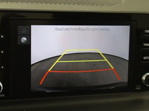 Used 2026 Kia Seltos LX FWD image 32