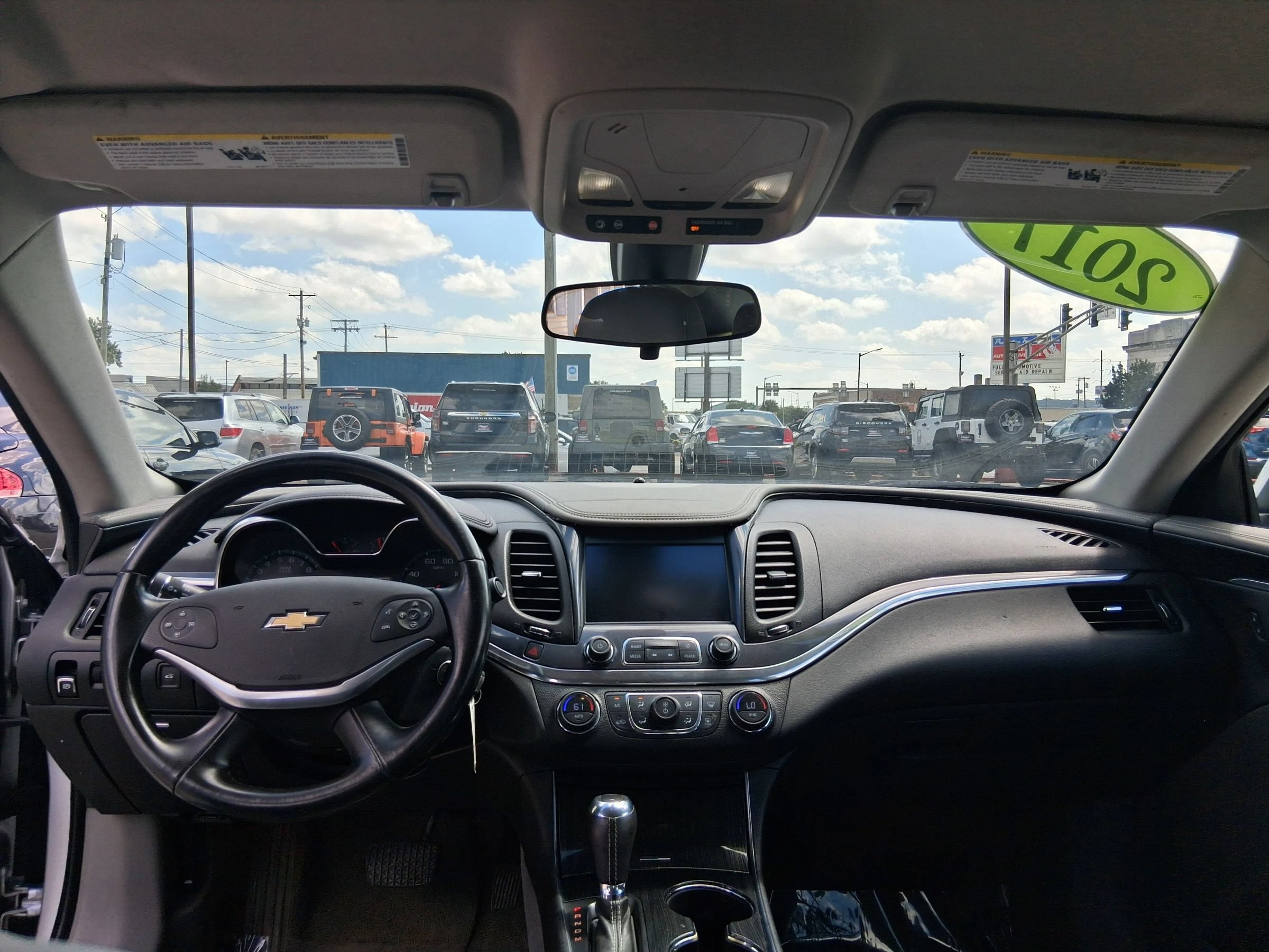 Used 2017 Chevrolet Impala LT FWD image 21