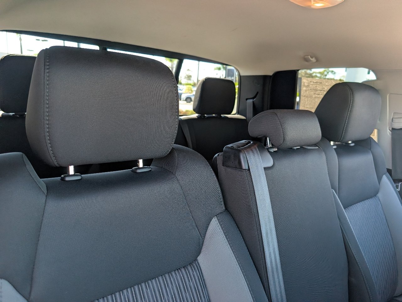 Used 2017 Toyota Tundra SR5 RWD image 3
