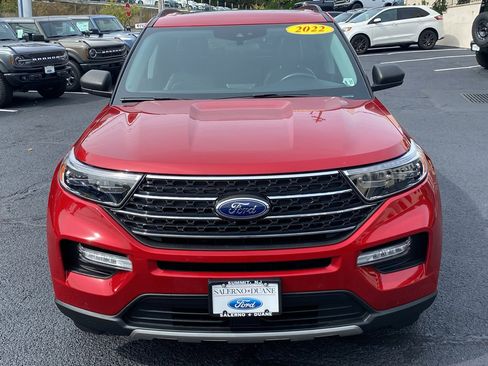 Certified 2022 Ford Explorer XLT w/ Equipment Group 202A image 2