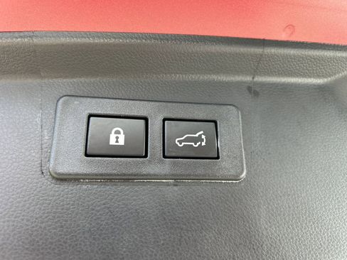 Certified 2025 Subaru Outback Premium w/ Popular Package #1A image 12