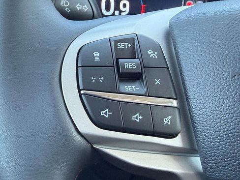 New 2026 Ford Explorer Active image 9