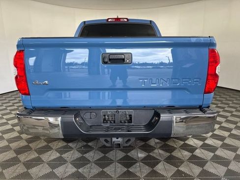 Used 2020 Toyota Tundra SR5 w/ SR5 Upgrade Package AWD/4WD image 23