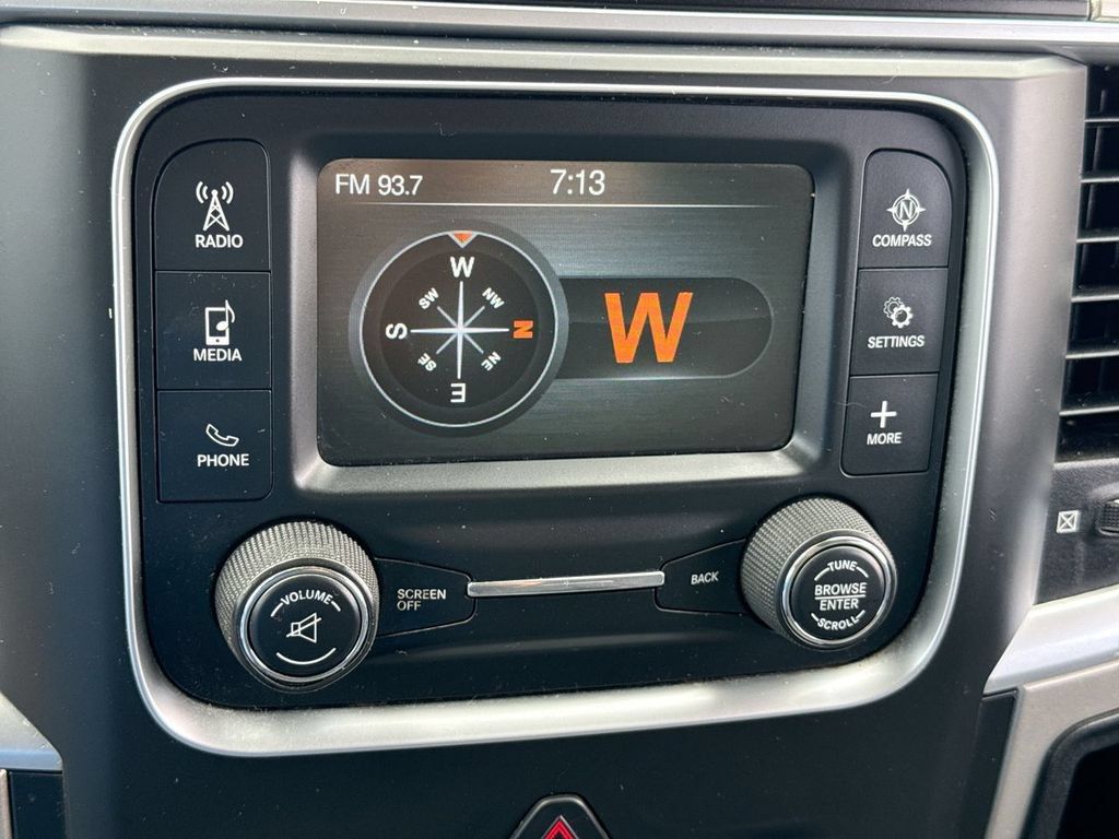 Used 2019 RAM 1500 Classic SLT RWD image 18