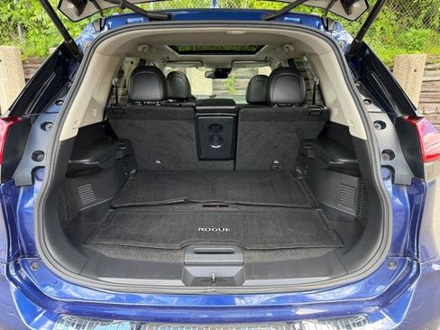Used 2019 Nissan Rogue SL w/ Premium Package AWD/4WD image 26