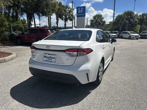 Used 2023 Toyota Corolla LE FWD image 6