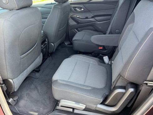 Used 2019 Chevrolet Traverse LT w/ LPO, Floor Liner Package AWD/4WD image 14
