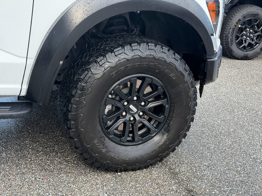 Certified 2024 Ford F150 Raptor AWD/4WD image 9