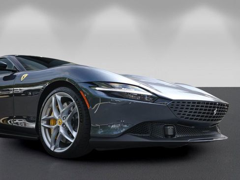 Certified 2023 Ferrari Roma RWD image 9