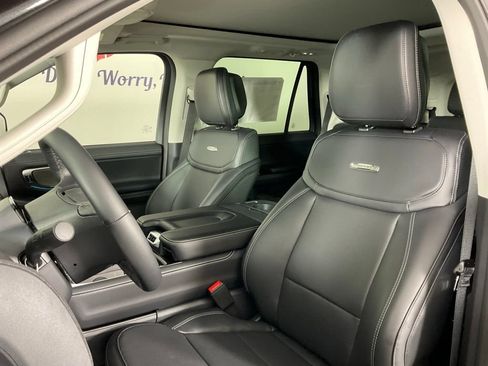 New 2027 Ford Expedition Platinum w/ Driver's Package AWD/4WD image 14