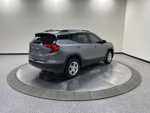 Used 2020 GMC Terrain SLE w/ Driver Convenience Package image 6