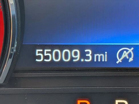 Used 2020 Ford Explorer XLT AWD/4WD image 13