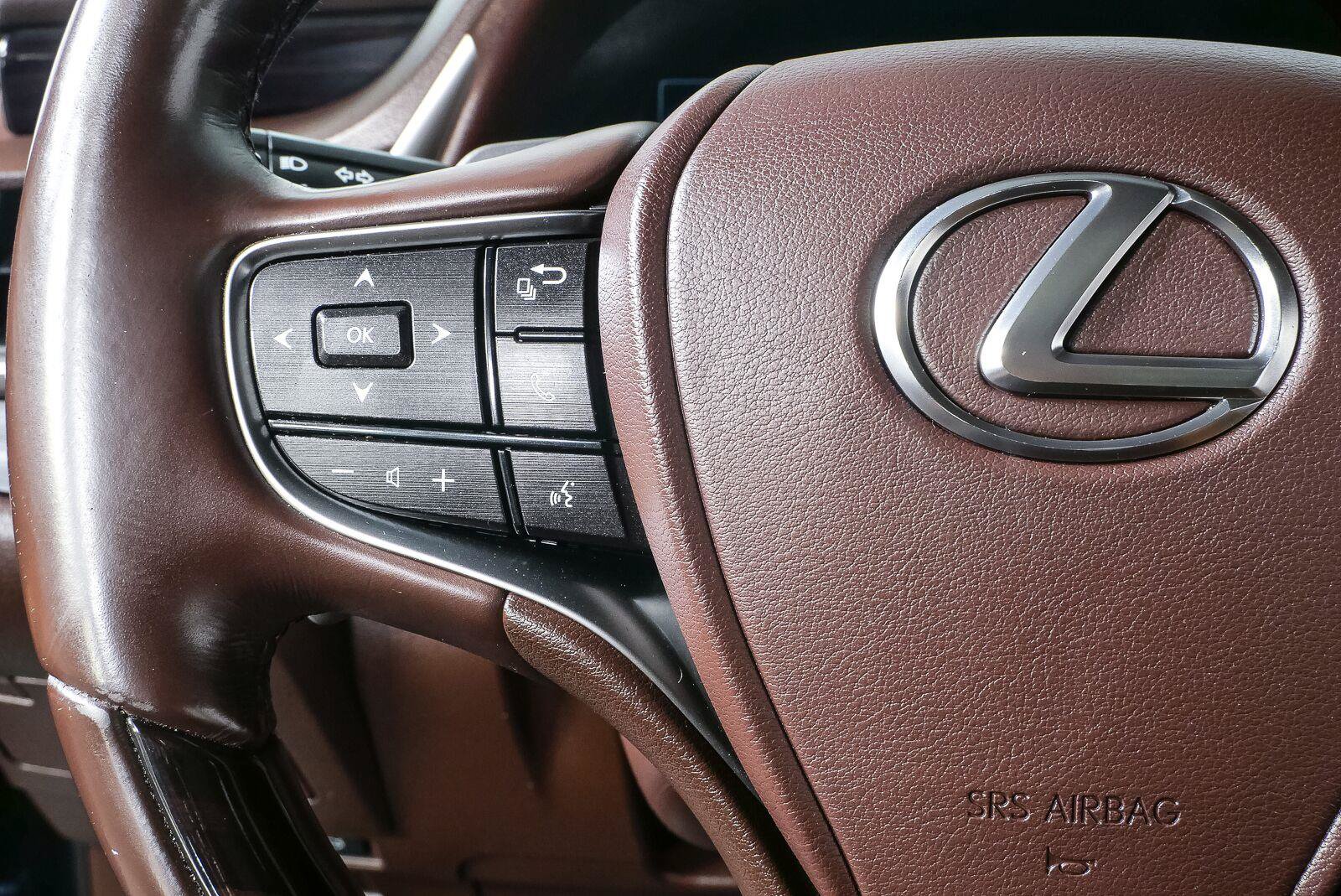 Used 2021 Lexus ES 350 w/ Premium Package FWD image 11