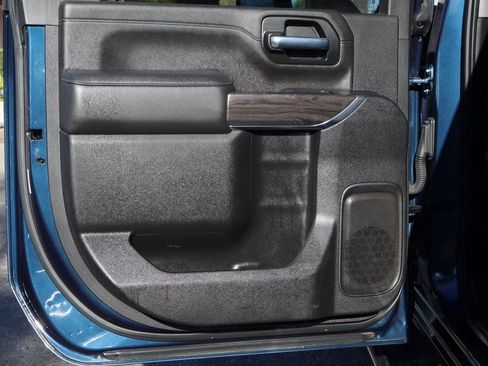 Used 2020 Chevrolet Silverado 3500 LTZ w/ LTZ Plus Package image 39