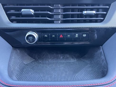 New 2026 Ford Explorer ST-Line w/ ST-Line Street Pack image 6