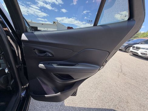Used 2017 Buick Encore Preferred w/ Experience Buick Package AWD/4WD image 27