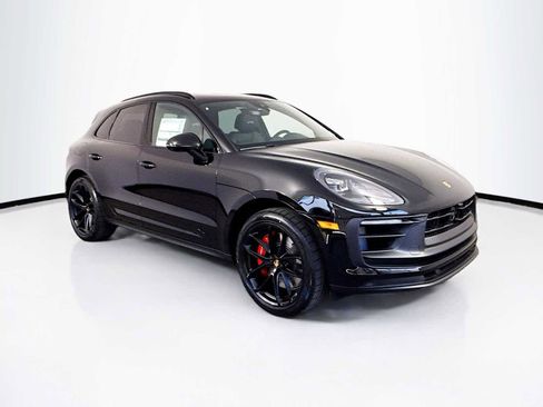 New 2025 Porsche Macan GTS image 7