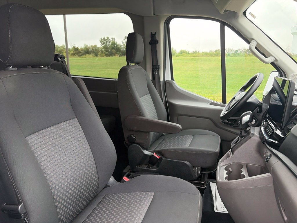 Used 2023 Ford Transit 350 XLT RWD image 10