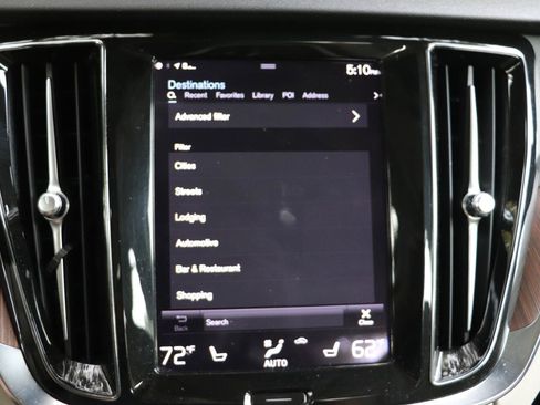 Used 2021 Volvo S60 T6 Momentum AWD/4WD image 16