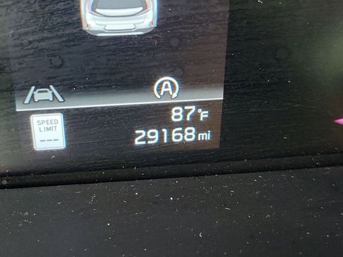Used 2025 Kia Soul LX w/ LX Technology Package FWD image 20