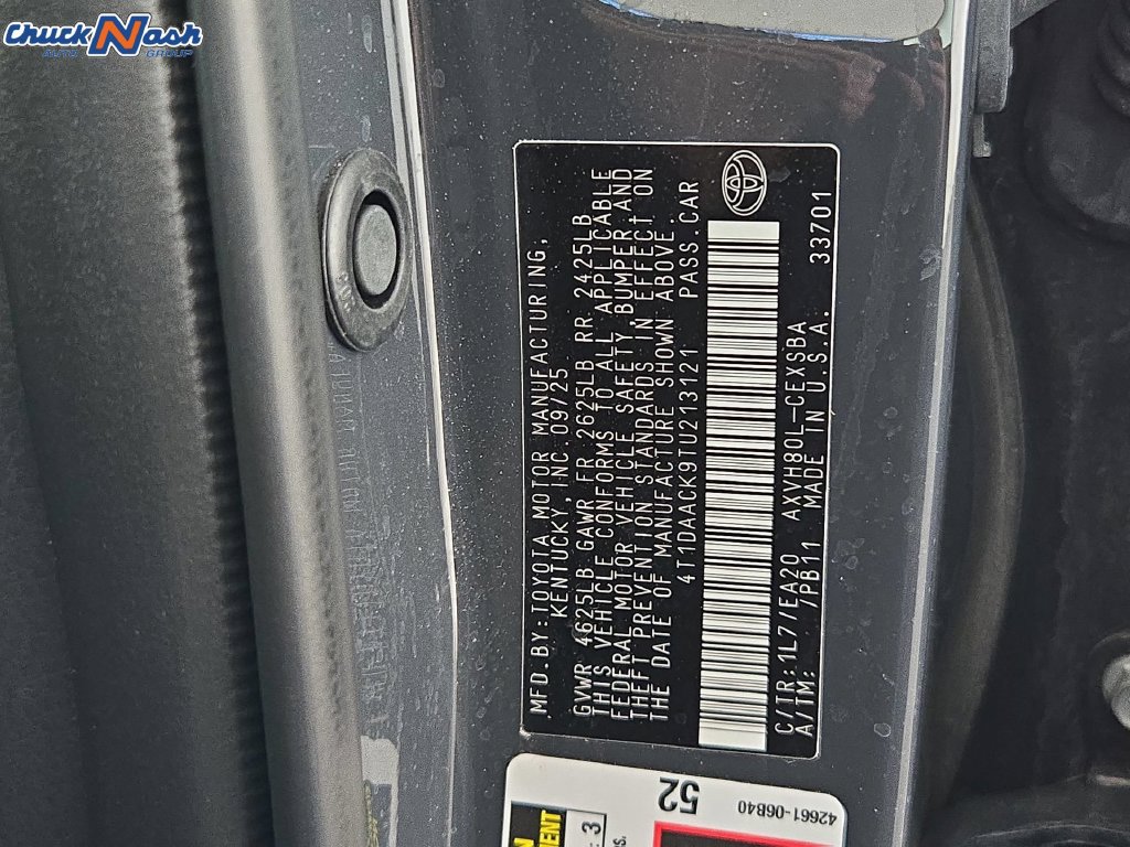 Used 2026 Toyota Camry SE FWD image 38