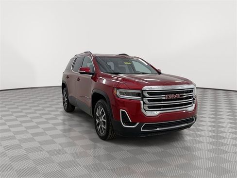 Certified 2023 GMC Acadia SLE w/ Driver Convenience Package image 2