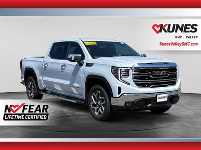 New 2026 GMC Sierra 1500 SLT w/ SLT Premium Plus Package