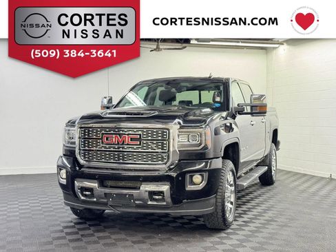 Used 2018 GMC Sierra 2500 Denali w/ Duramax Plus Package image 1