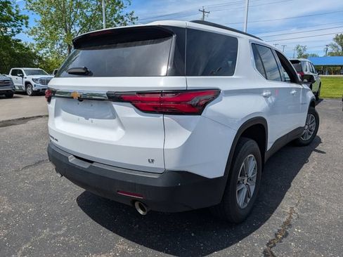 Used 2023 Chevrolet Traverse LT AWD/4WD image 7