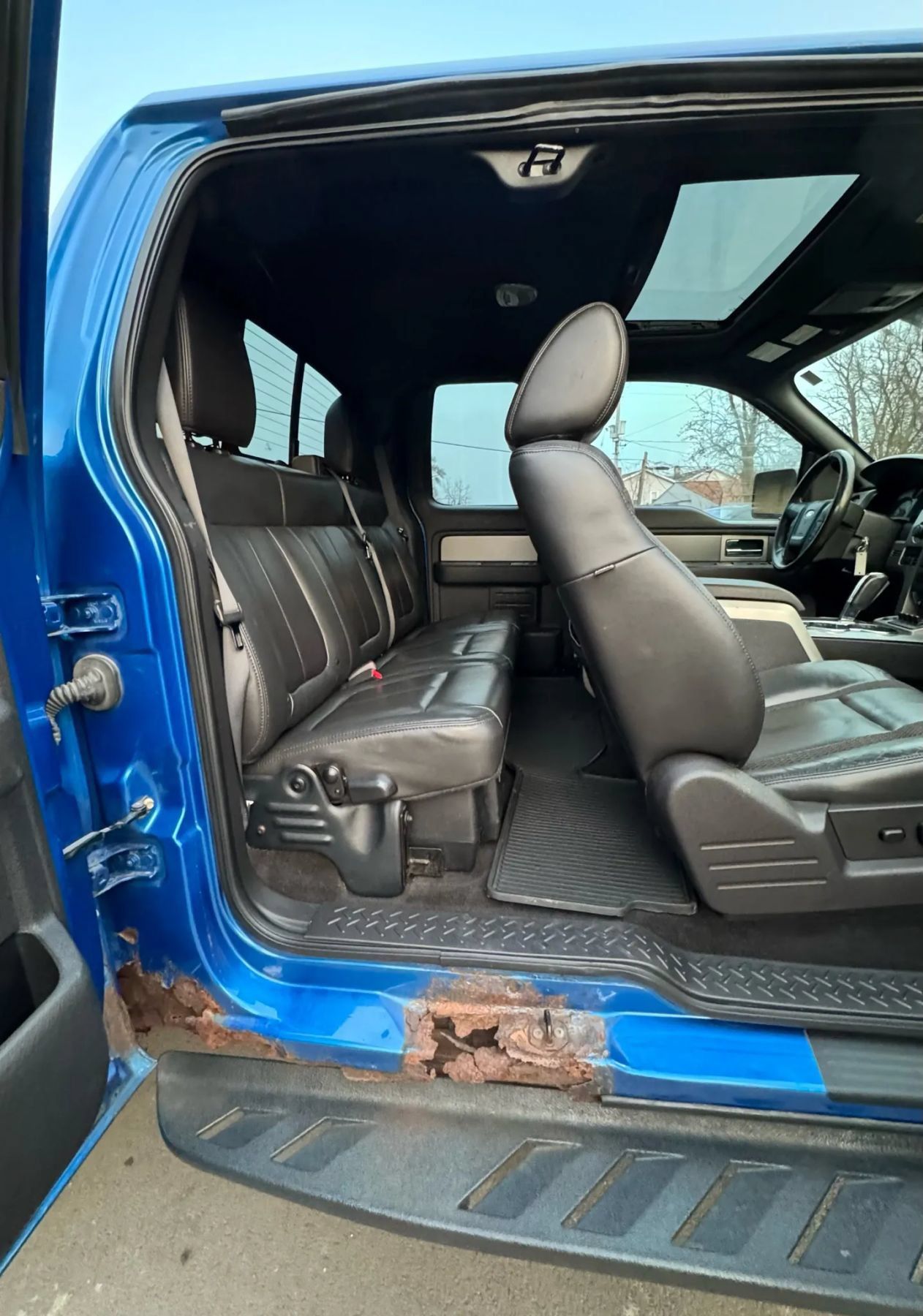 Used 2010 Ford F150 Raptor AWD/4WD image 30