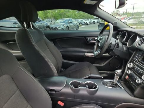 Used 2016 Ford Mustang Coupe w/ Equipment Group 051A RWD image 29