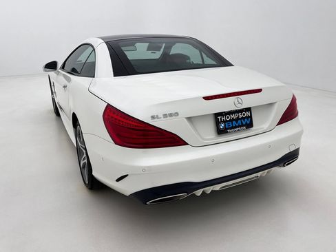 Used 2019 Mercedes-Benz SL 550 image 8