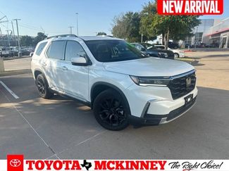 Used 2025 Honda Pilot Touring video 1