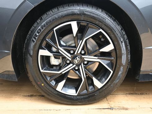 Used 2025 Hyundai Sonata SEL image 10