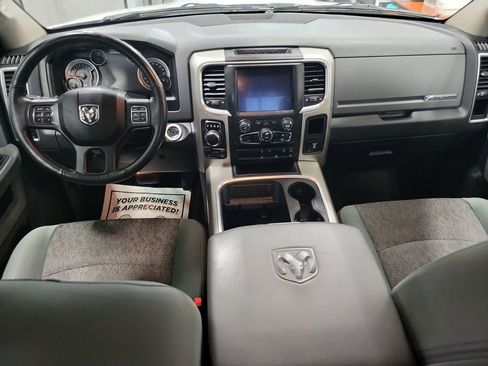 Used 2018 RAM 1500 Big Horn AWD/4WD image 3