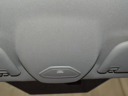 Used 2014 Ford Focus SE FWD image 17