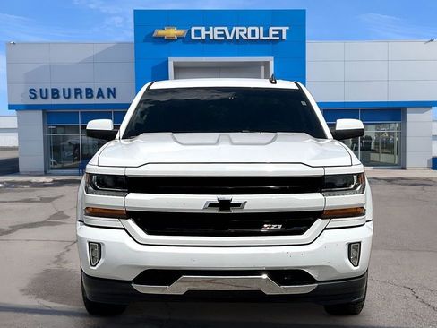 Used 2017 Chevrolet Silverado 1500 LT w/ All Star Edition AWD/4WD image 3