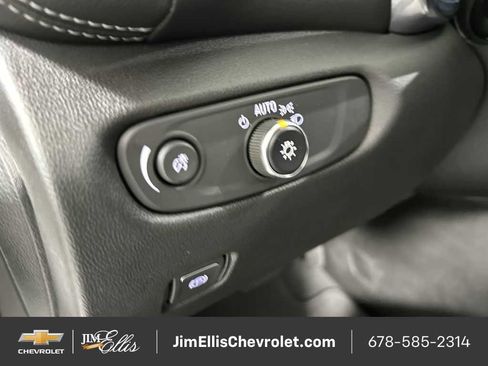 Certified 2025 Chevrolet Blazer LT image 12