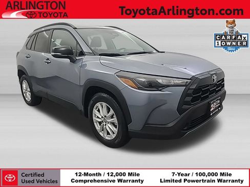 Used 2026 Toyota Corolla Cross LE FWD image 1