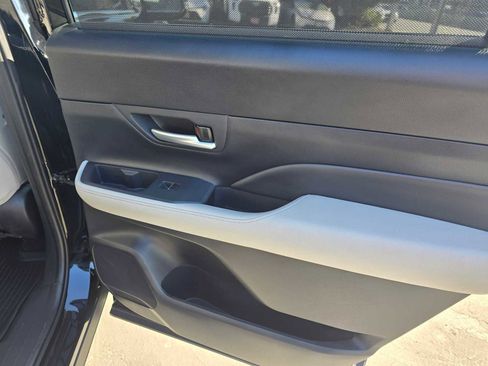 Used 2024 Toyota Grand Highlander XLE image 13