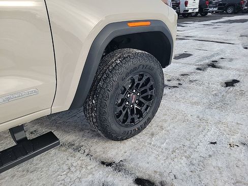 New 2026 GMC Canyon Elevation w/ Convenience Package image 11