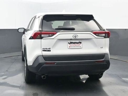 Used 2023 Toyota RAV4 LE FWD image 4